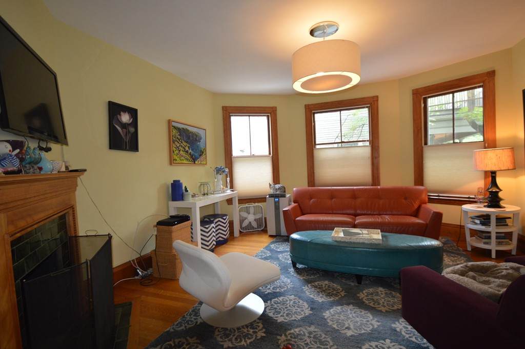 19 Columbia Street - Photo 1