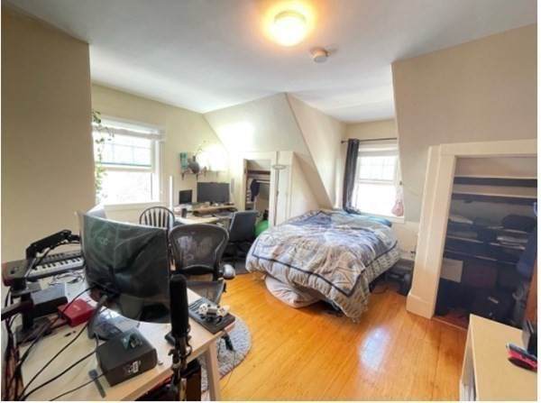 122A Englewood Avenue - Photo 1