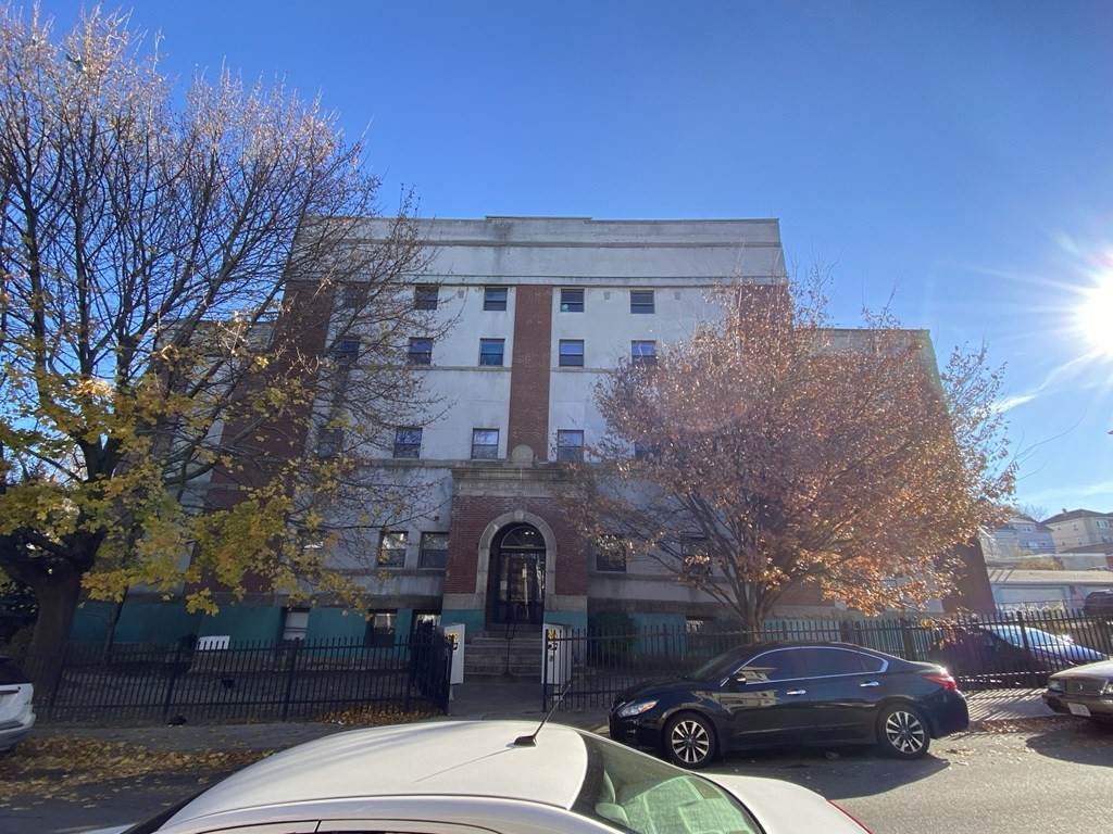 260 Fountain St - Photo 1