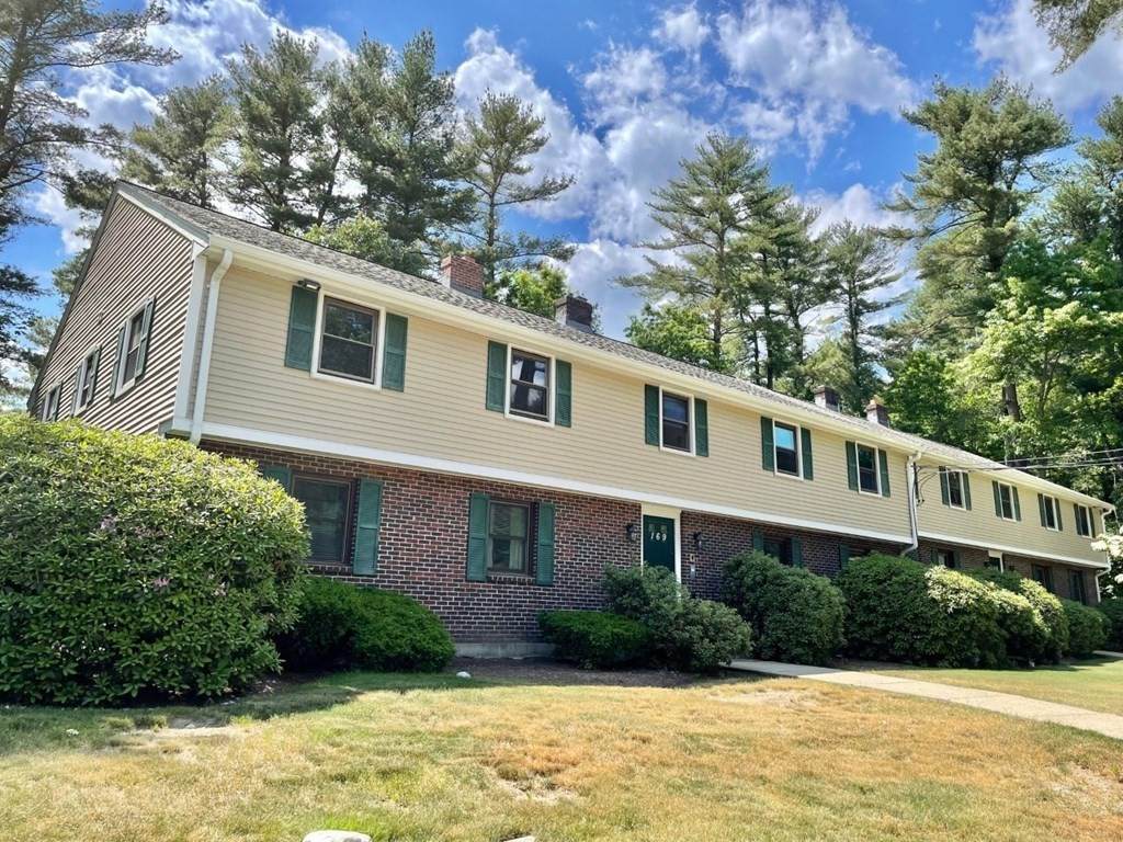 169 Norton Ave - Photo 1