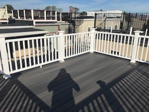 734 East 6TH Street - Photo 1