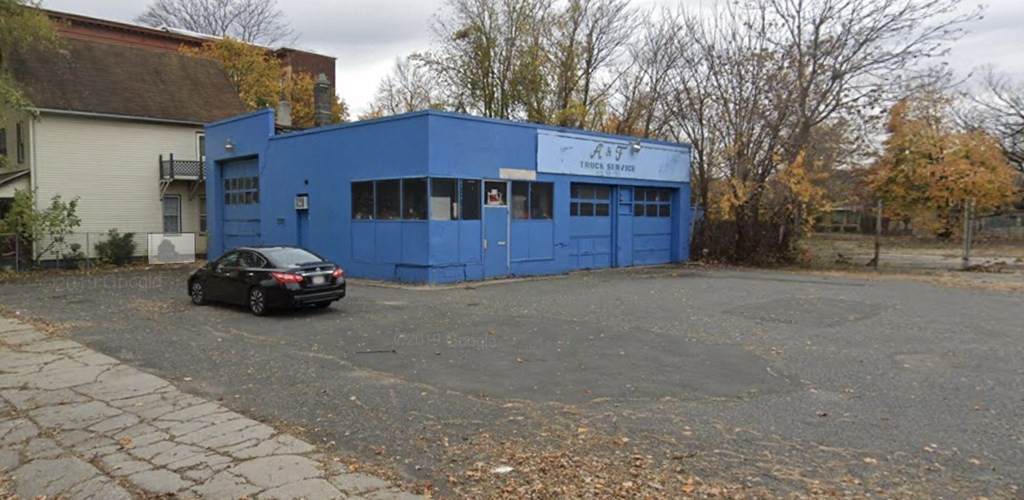 000 Dwight St. - Photo 1