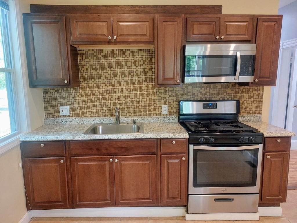 43 Massasoit St. - Photo 1