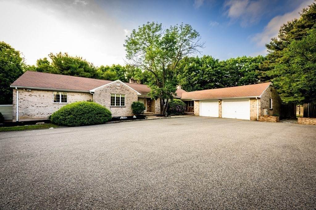 15 Hunters Way - Photo 1