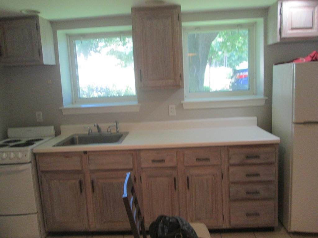 8 Dunham St - Photo 1