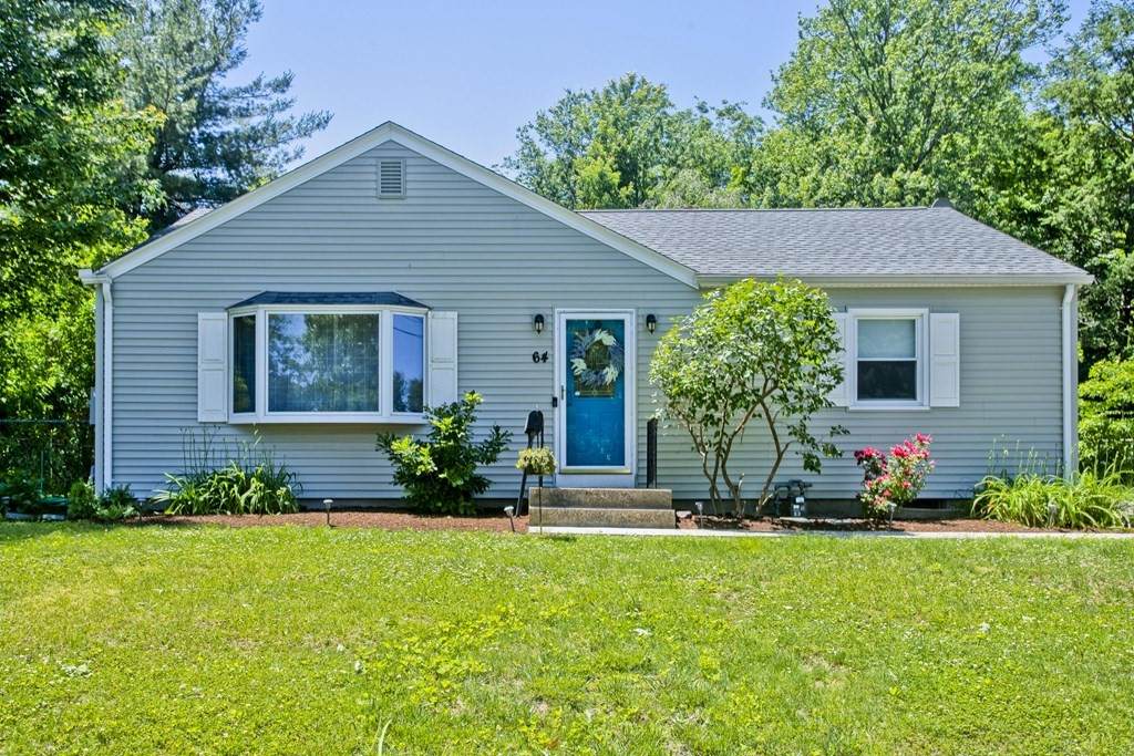 64 John St - Photo 1