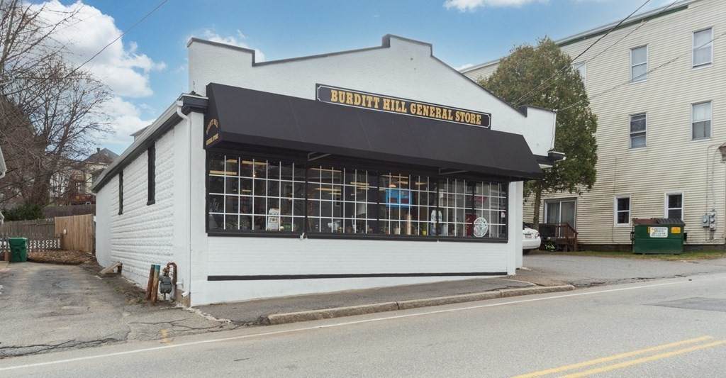 363 Main St - Photo 1