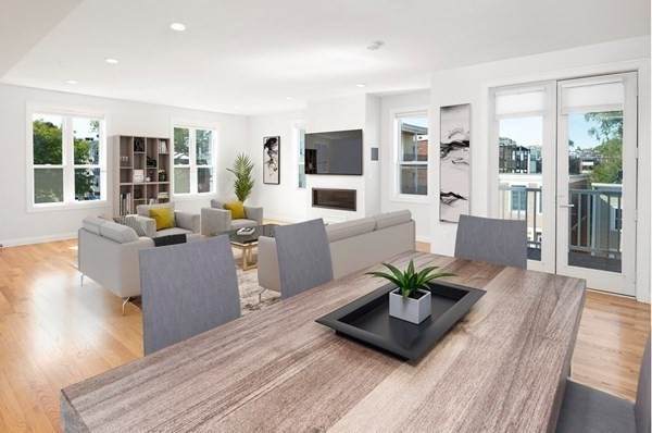 928 East Broadway - Photo 1