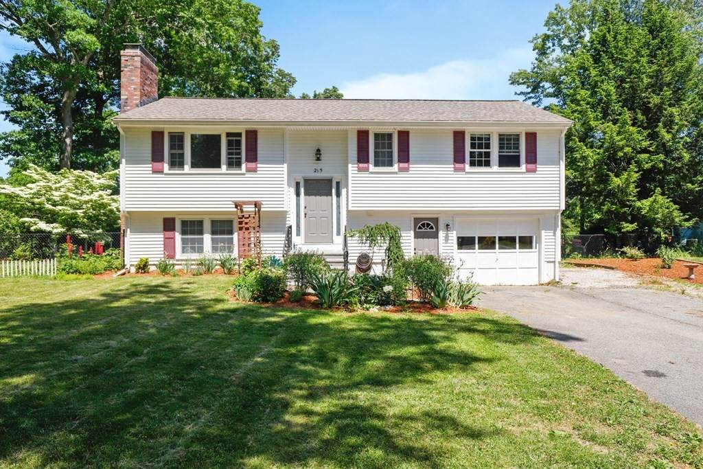 215 Davis St. - Photo 1