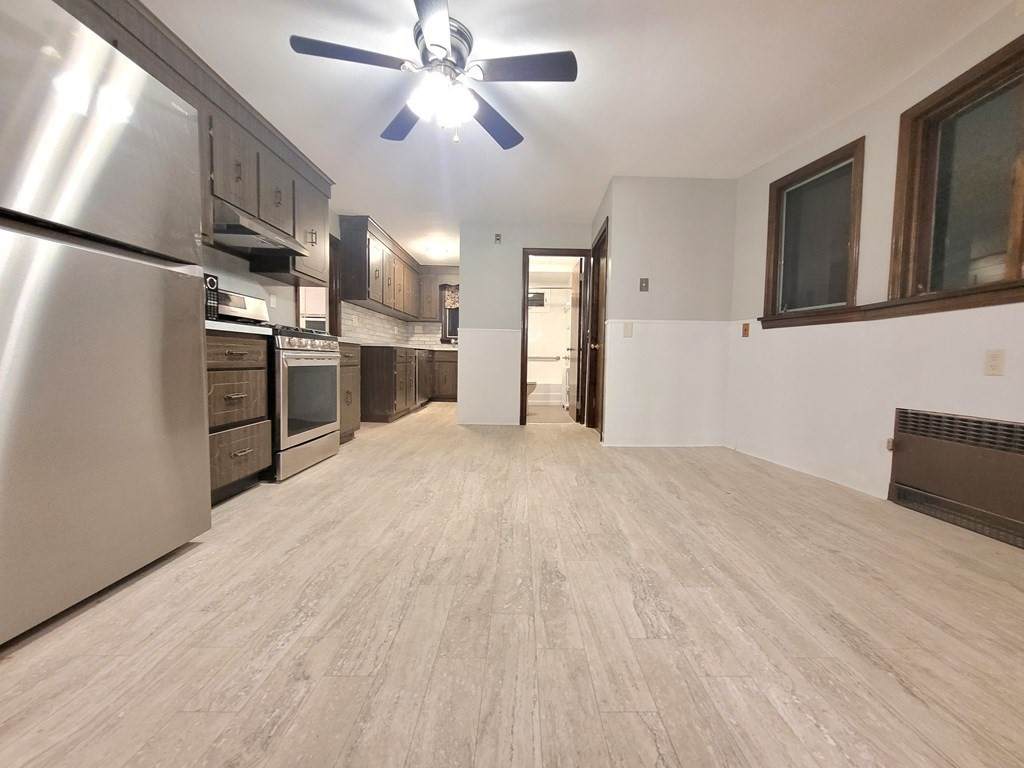 22 Gladstone Street - Photo 1
