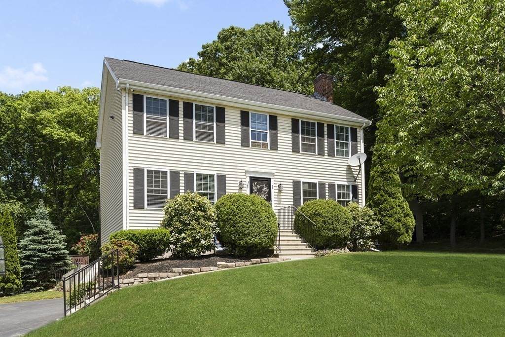 1 Florence Drive N. - Photo 1
