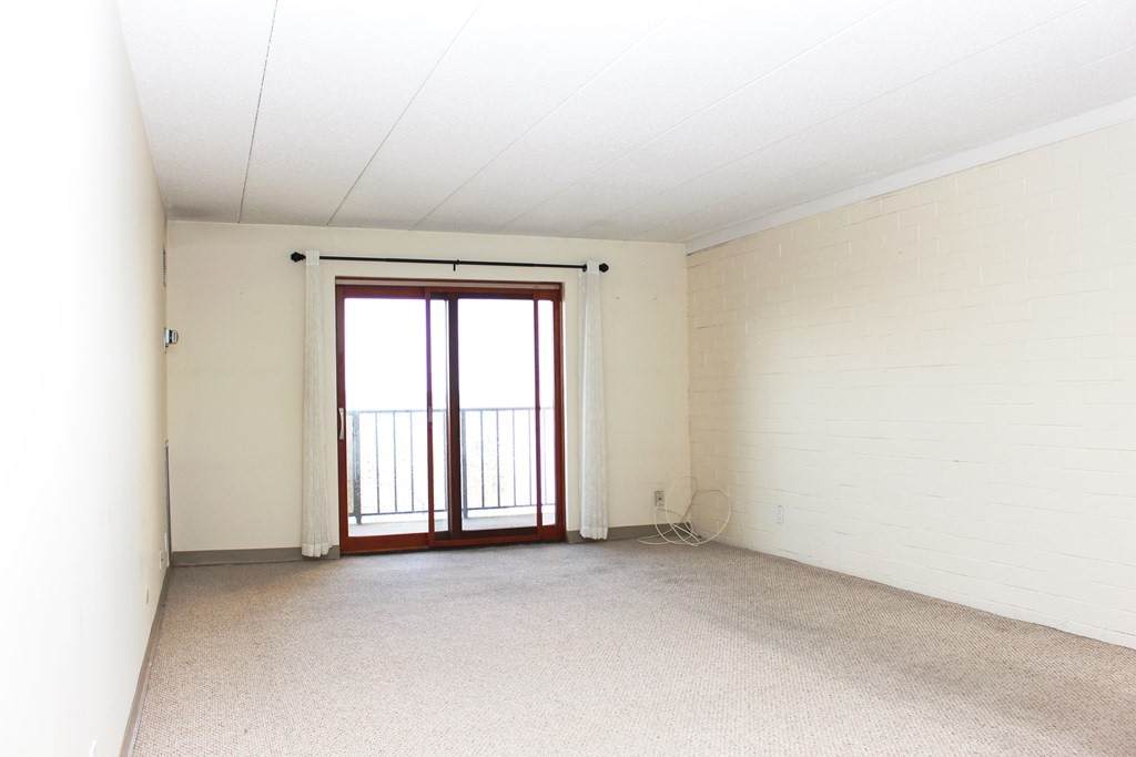 165 Quincy Shore Dr. - Photo 1