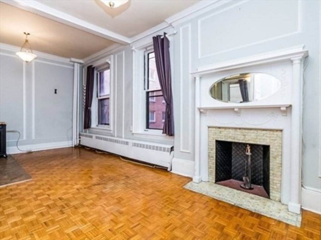 21 Beacon - Photo 1