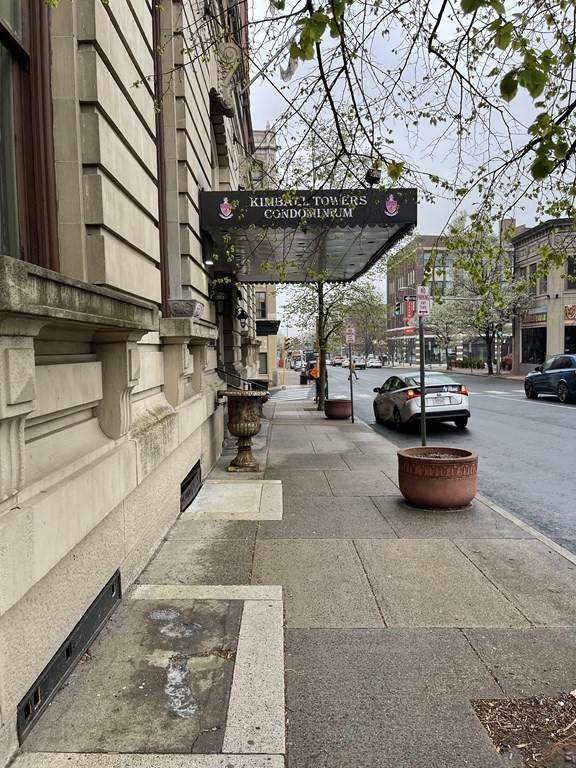 140 Chestnut St - Photo 1