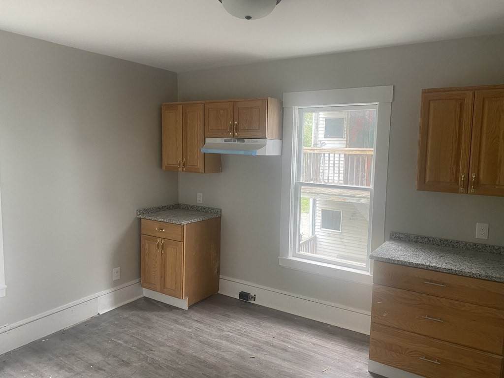 45 Greenwood St - Photo 1