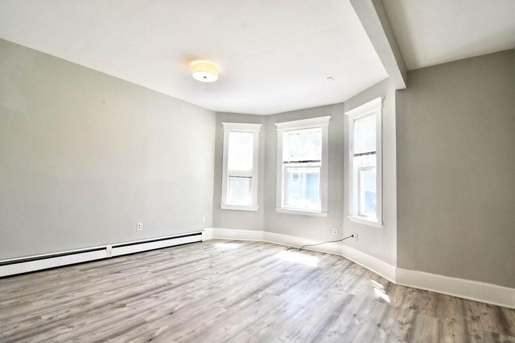 11 Drummond Street - Photo 1