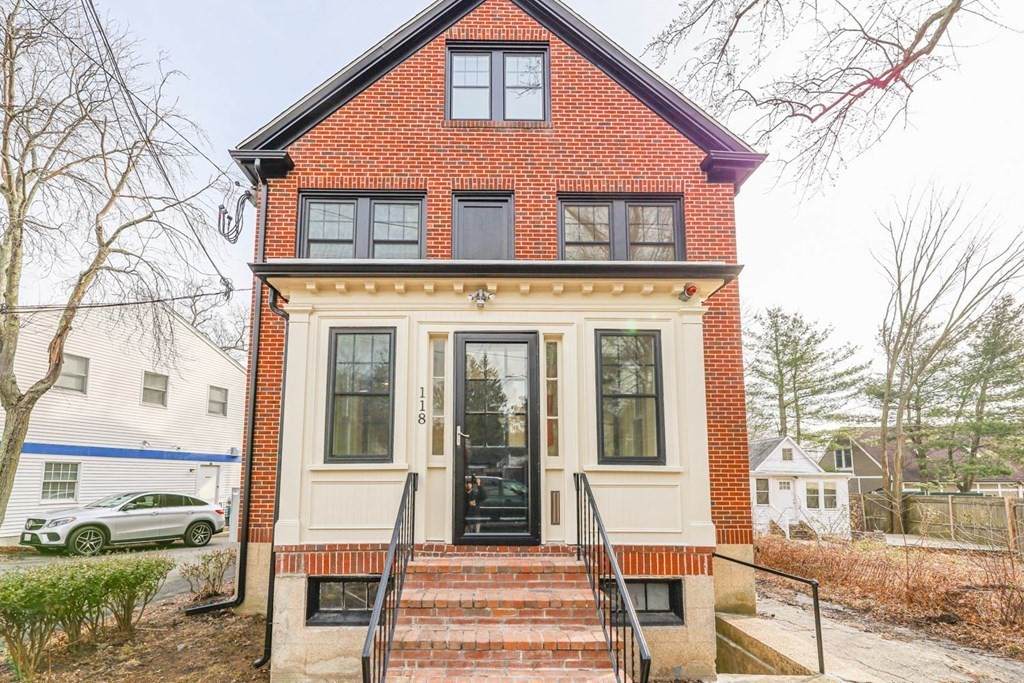 118 Bridge St - Photo 1