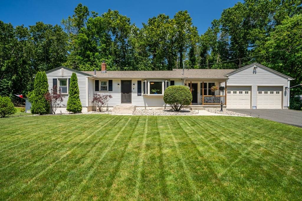 4 Karen Dr - Photo 1