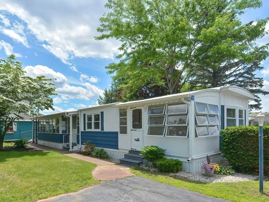 17 Robert Rd. - Photo 1