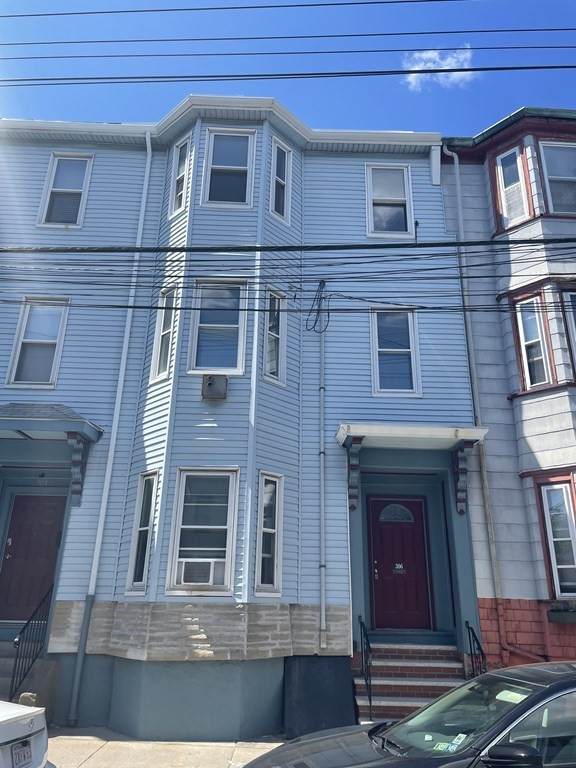 306 Saratoga Street - Photo 1