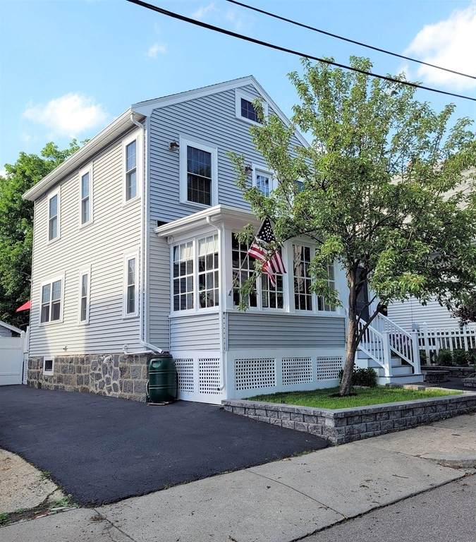 8 Nahant Ave - Photo 1