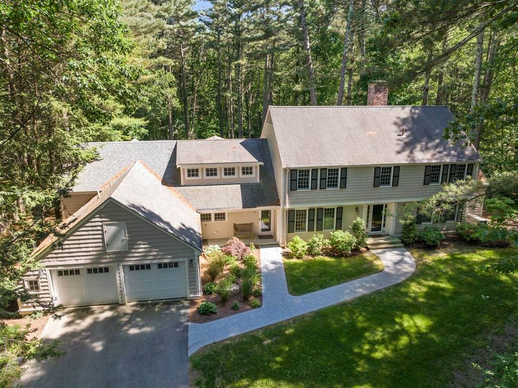 9 Webster Ln - Photo 1