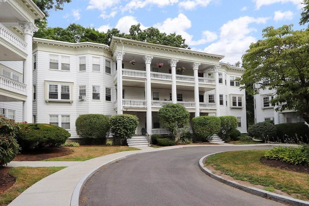 138 Middlesex Road - Photo 1