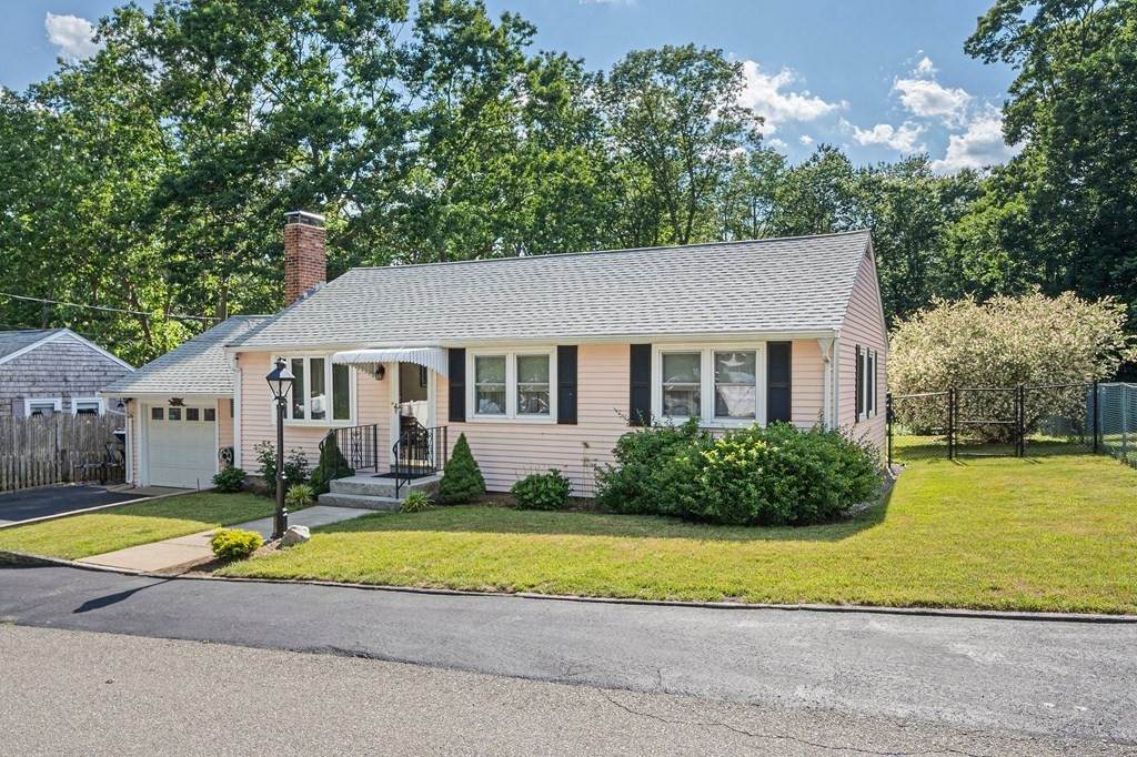 83 Norma Avenue - Photo 1