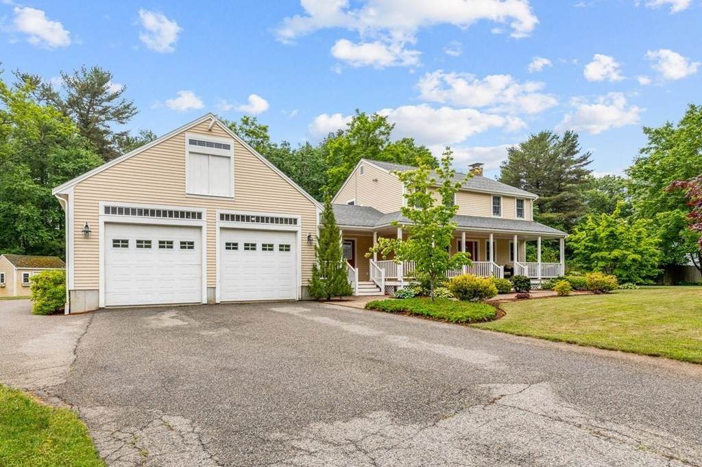 17 Liane Way - Photo 1