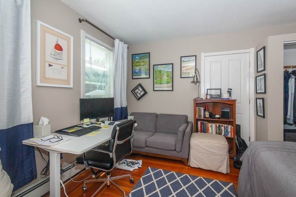 10 Steeves Circle - Photo 1
