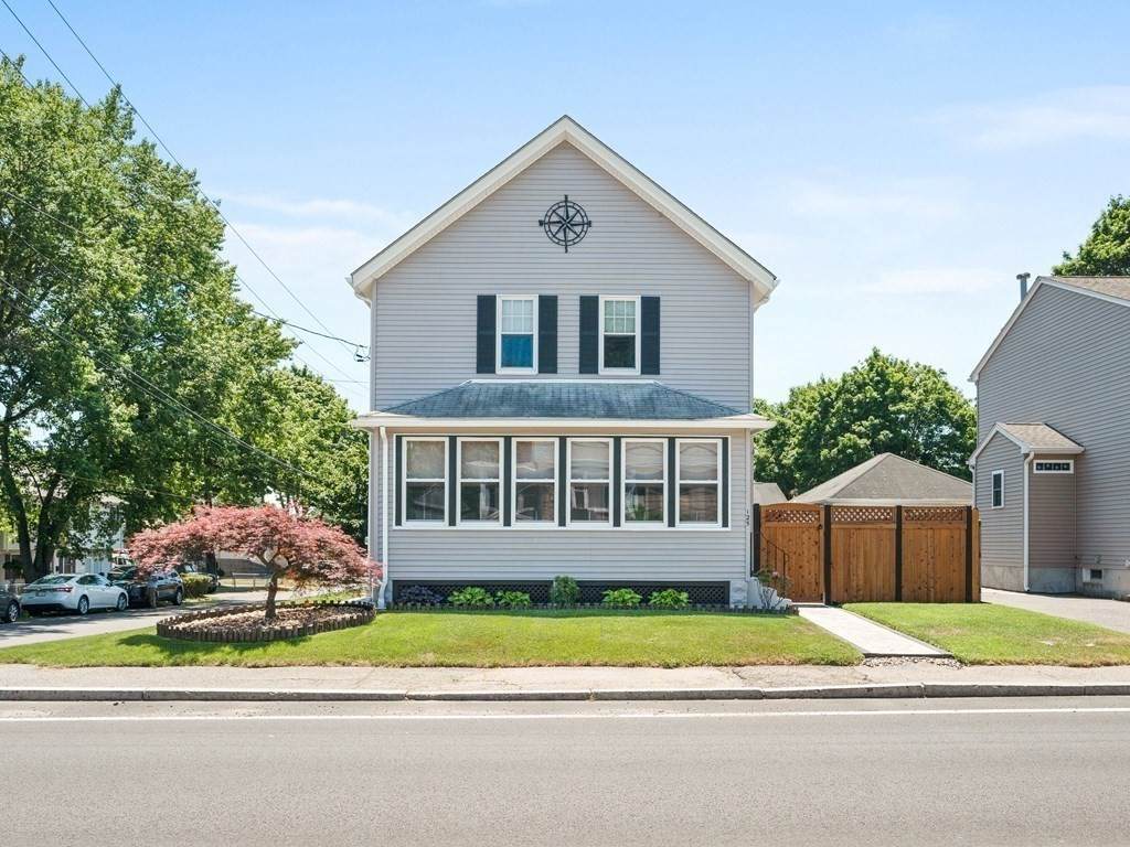125 Dexter St - Photo 1