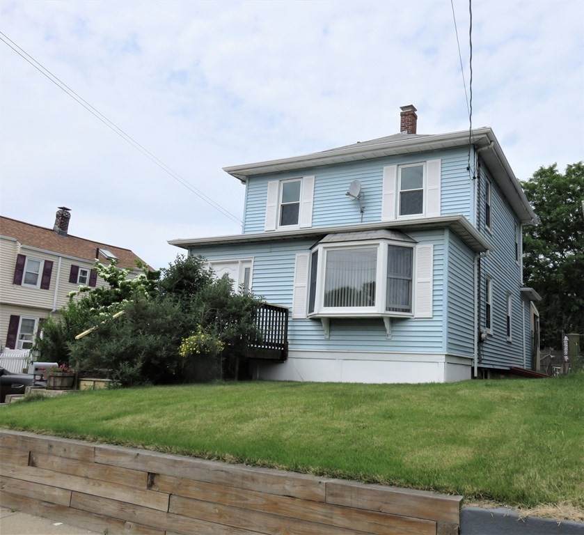 456 Sea St - Photo 1