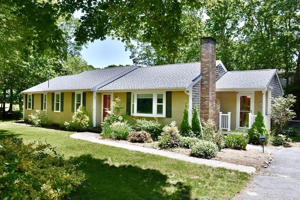 10 Colony Avenue - Photo 1