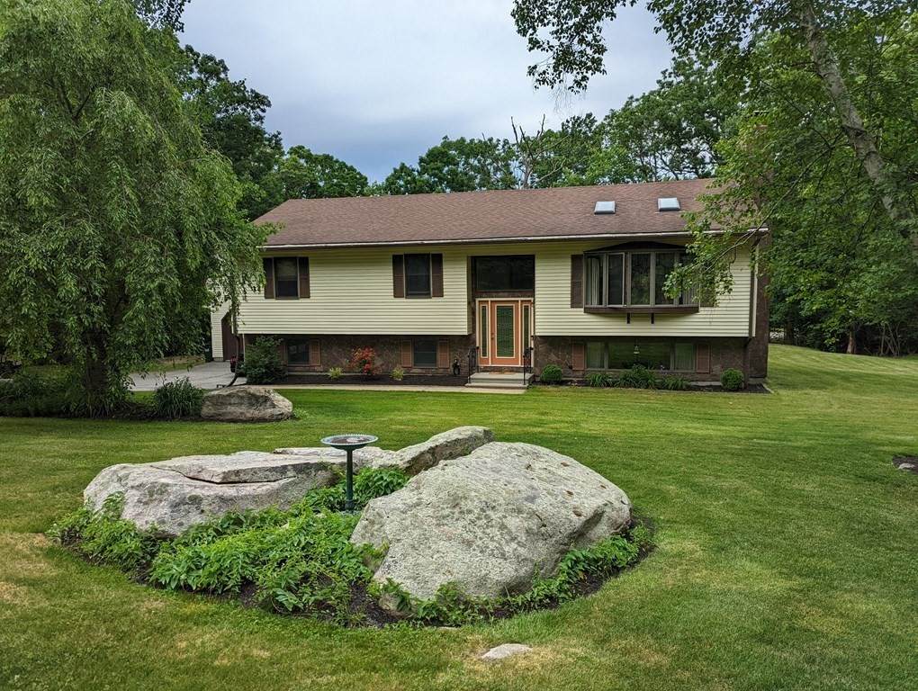 127 Douglas Rd - Photo 1