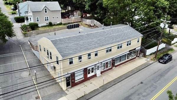 163 Lincoln Ave - Photo 1