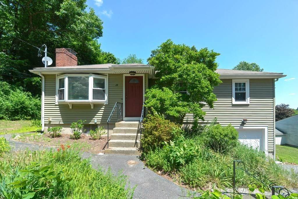 19 Spruce Street - Photo 1