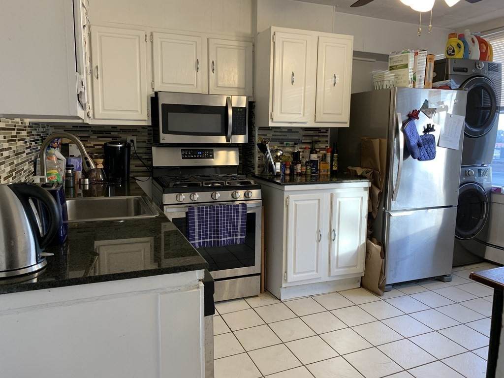 66 Russell Street - Photo 1