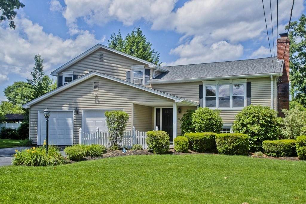 367 Steiger Dr - Photo 1