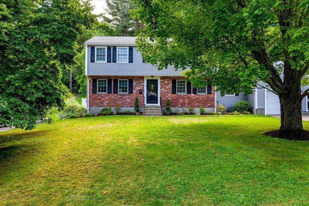 10 Lowry Rd - Photo 1