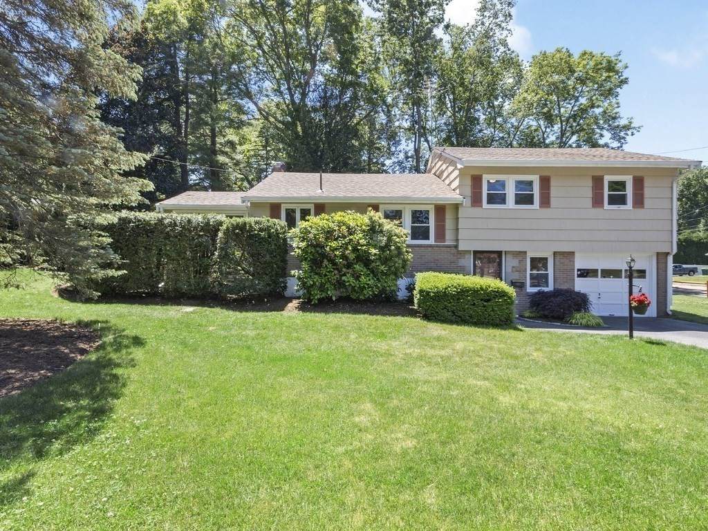 8 Garden Pkwy - Photo 1