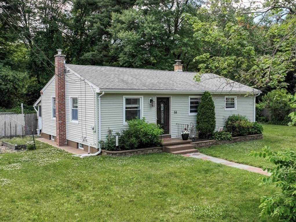 84 Wachusett St - Photo 1