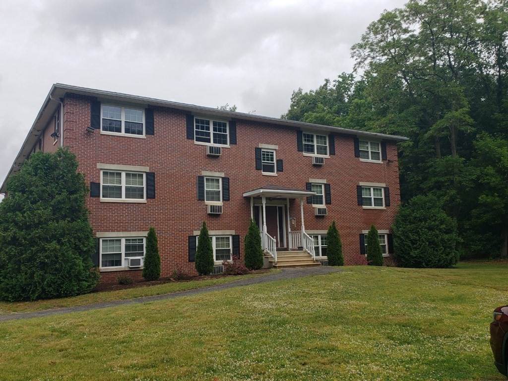 135 Union Street - Photo 1