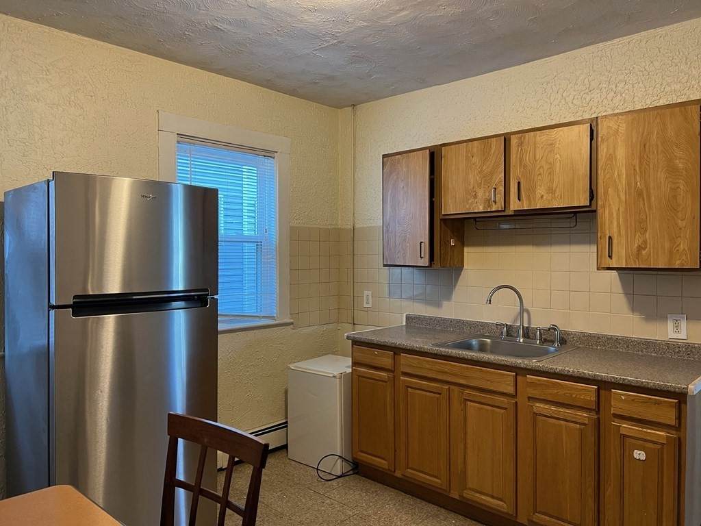 34 Cameron St - Photo 1