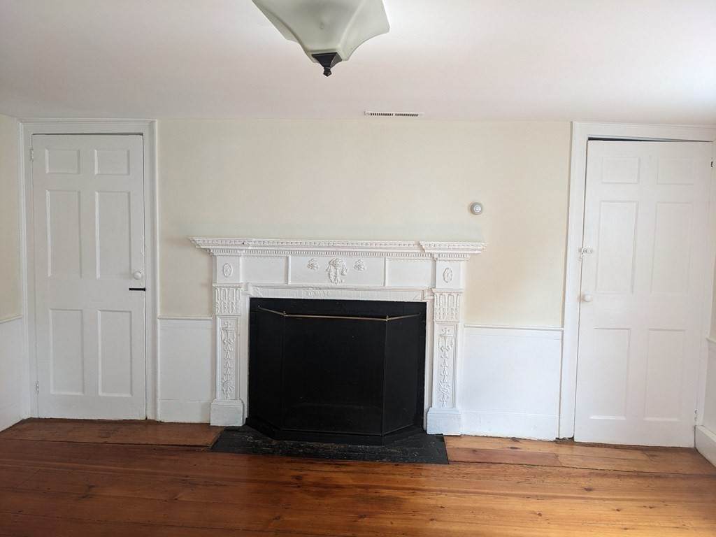 8 Allen - Photo 1