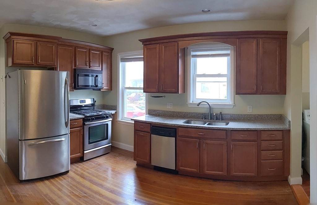 50 Lambert St - Photo 1