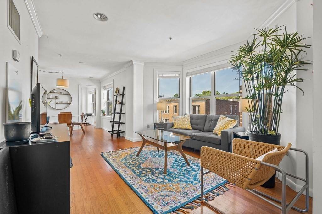 120 Mountfort St - Photo 1