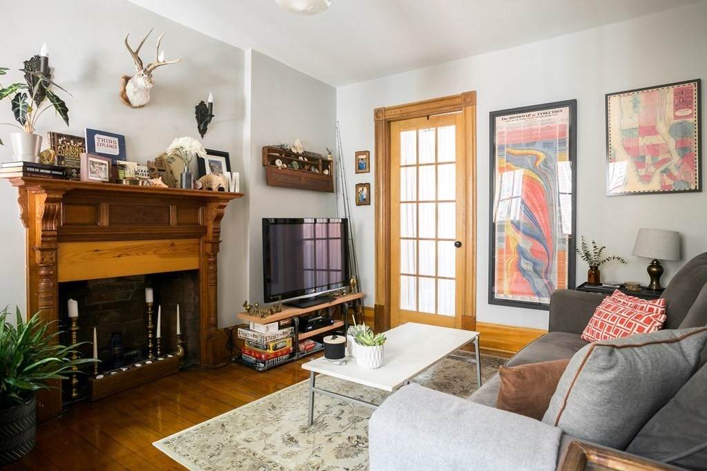 11 Jefferson St - Photo 1