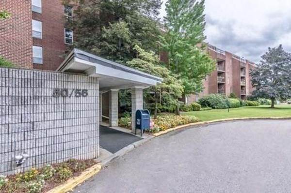 50 56 Broadlawn Park - Photo 1