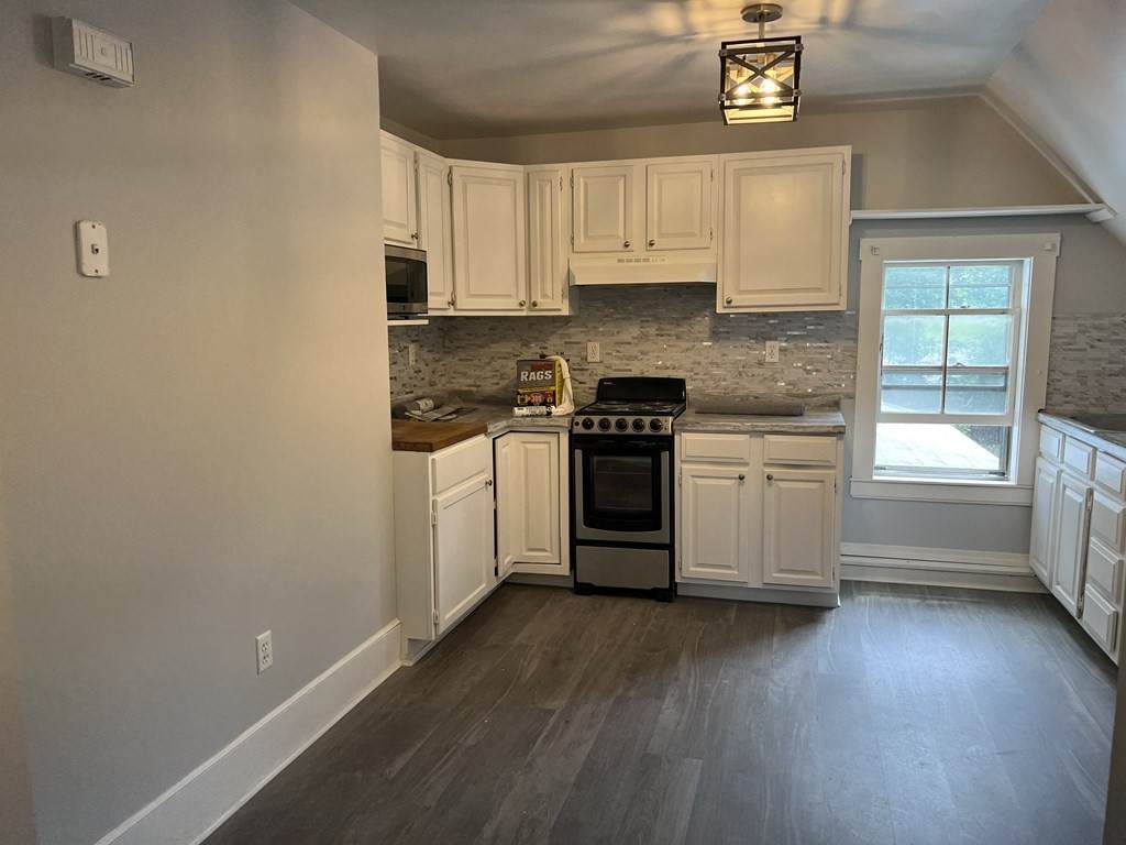 28 Main St. - Photo 1