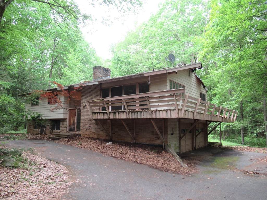 35 Weatherwood Rd - Photo 1